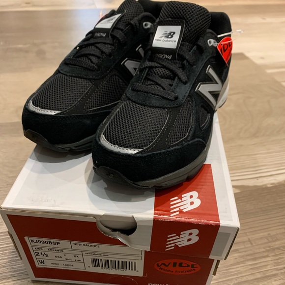 new balance boys size 2